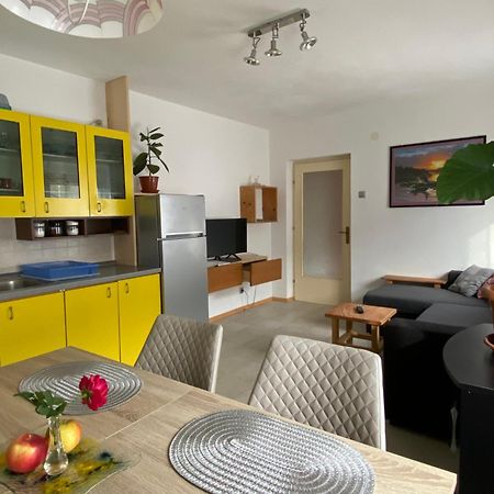 Trnovo Ob Soci Kuhala Apartment Кобарид Екстериор снимка