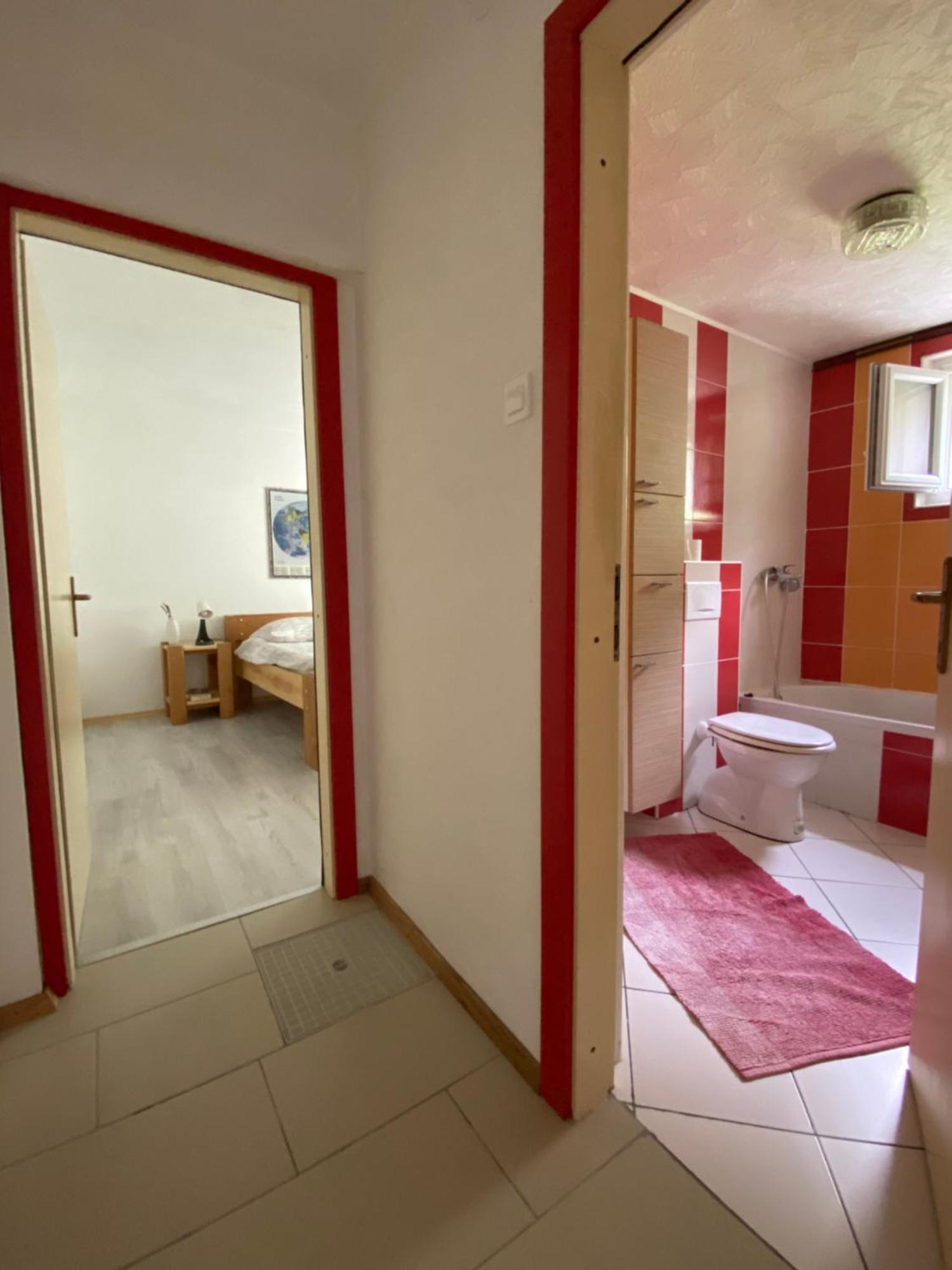 Trnovo Ob Soci Kuhala Apartment Кобарид Екстериор снимка
